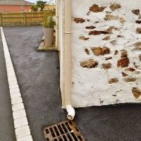 Accès et cour en enrobé à La Roche-sur-Yon