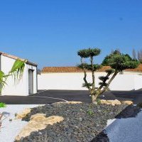 Cours et accès de jardin à Commequiers en Vendée
